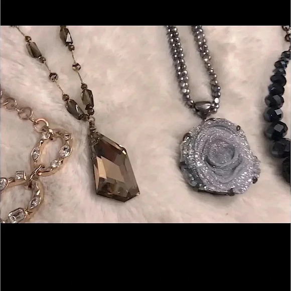 Gorgeous Vintage Necklaces Choose One or Bundle and Save - Picture 4 of 14